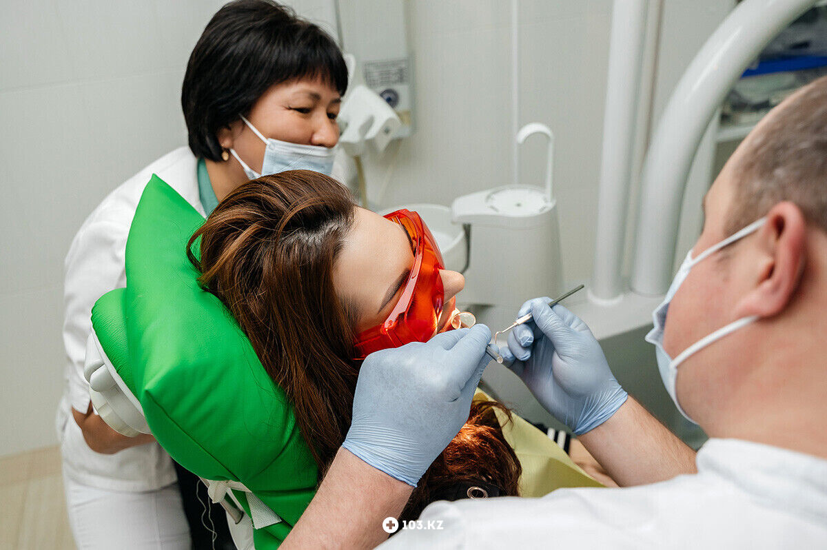Галерея Сеть стоматологических клиник экспертного класса «Dent-Lux (Дент-Люкс)» - фото 1661321