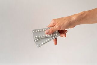 Оральные контрацептивы могут довести женщину до депрессии — новое исследование