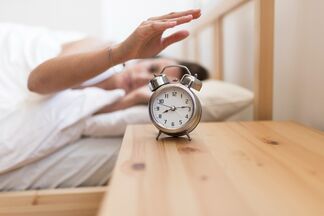 Неожиданно исследование показало пользу откладывания звонка будильника