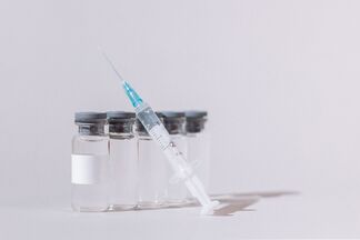 В Минздраве рассказали сколько казахстанцев заболели COVID-19 после вакцинации
