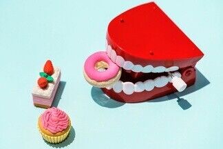 «Зубной пасты недостаточно»! Почему вам обязательно нужна профгигиена полости рта?