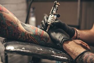 Татуировки связали с повышенным риском рака