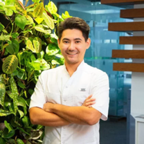 Мухамбетжанов Искандер