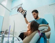 Стоматология Dr. Babur Dental Clinic (Др. Бабур Дентал Клиник), Специалисты   - фото 5